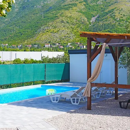 Apartment Twins Land